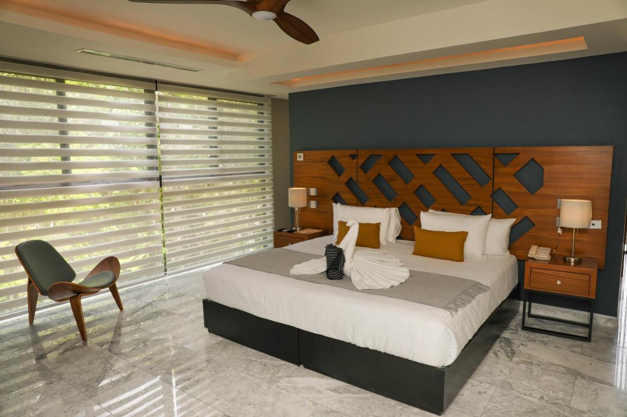 Panther Bay Boutique Hotel 아쿠말 외부 사진